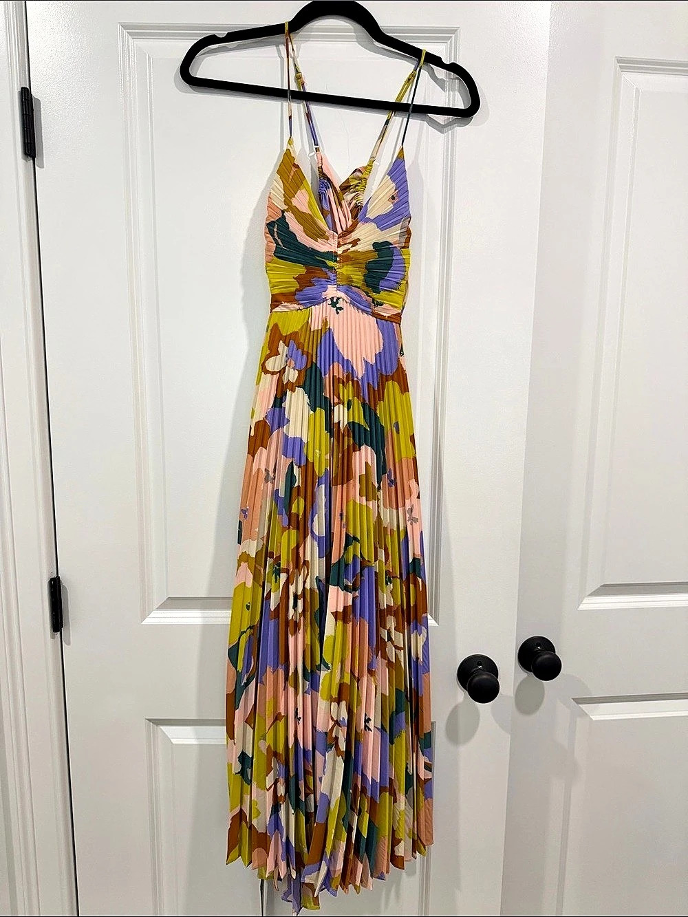 ASTR the Label Maeve Pleated Midi Dress Multicolor XS